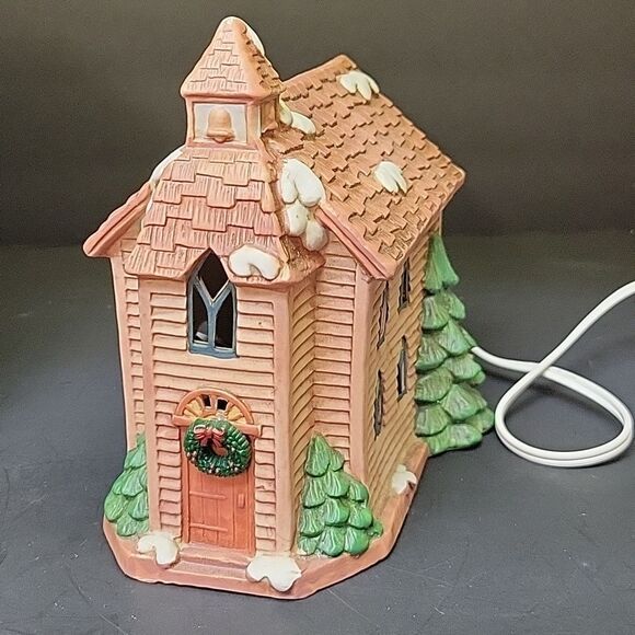 Americana Village Collection Brinns 1987 Chapel - Picture 3 of 8